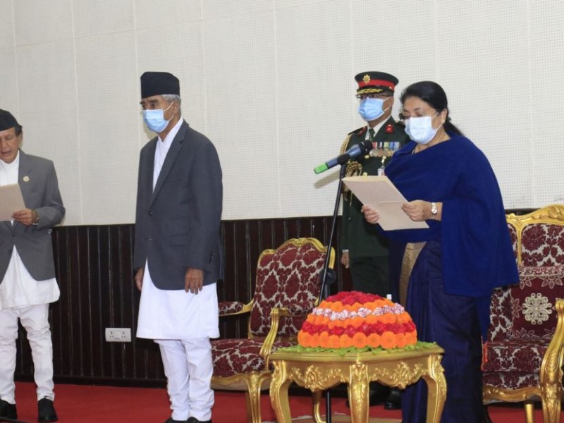 परराष्ट्रमन्त्री खड्काद्वारा शपथ